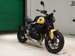 2025 Triumph Trident 660, чёрный, 999000 рублей, вид 3