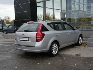 2008 Kia Ceed I, серебристый, 550000 рублей, вид 5