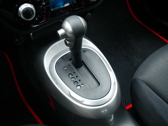 2013 Nissan Juke I, красный, 1170000 рублей - вид 18