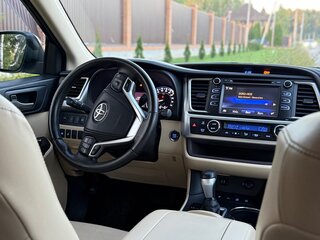 2014 Toyota Highlander III (XU50), чёрный, 2800000 рублей, вид 4