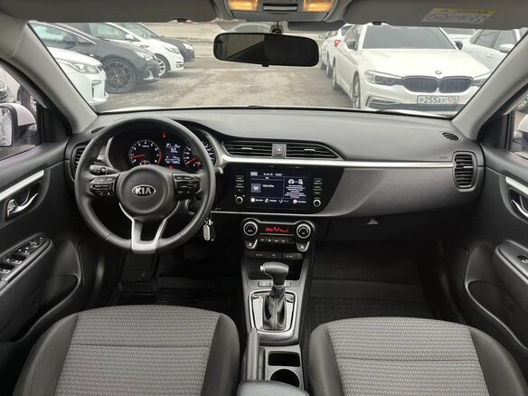 2021 Kia Rio IV Рестайлинг, белый, 1849000 рублей - вид 21