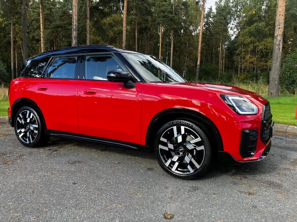 2025 Mini Countryman C III, красный, 5950000 рублей - вид 2