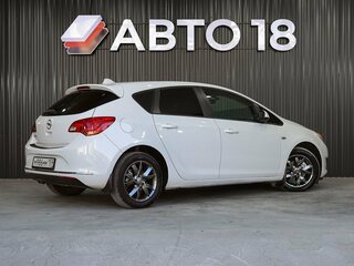 2012 Opel Astra J Рестайлинг, белый, 749000 рублей, вид 3