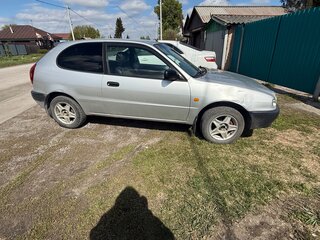 1997 Toyota Corolla VIII (E110), серебристый, 200000 рублей, вид 3