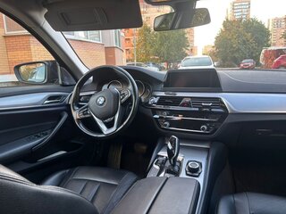 2018 BMW 5 серии 520i VII (G30/G31/G38), чёрный, 2500000 рублей, вид 5