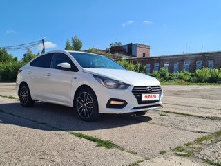 2017 Hyundai Solaris II, белый, 790000 рублей, вид 3