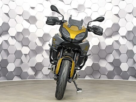 2020 BMW F 900 XR, золотистый, 999000 рублей, вид 5