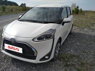 2018 Toyota Sienta II Рестайлинг, белый, 1310000 рублей, вид 1