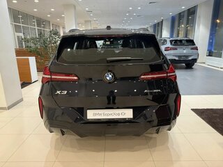 2026 BMW X3 Long 30L xDrive IV (G45/G48), чёрный, 7150000 рублей, вид 4