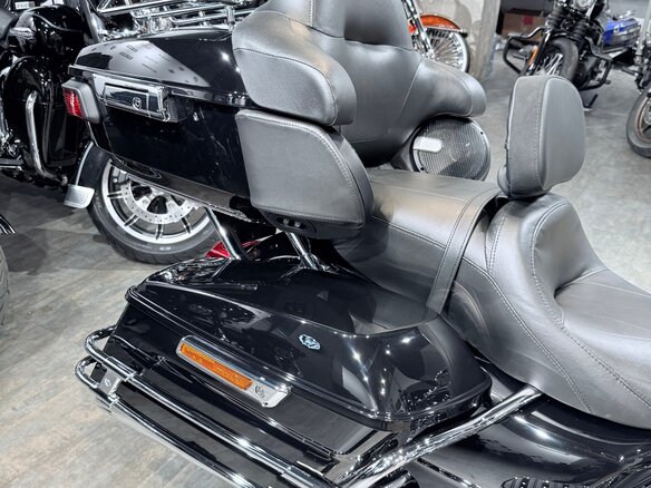 2023 Harley-Davidson Road Glide Limited, чёрный, 3599000 рублей - вид 37