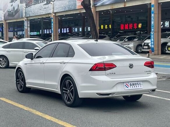 2021 Volkswagen Lamando I Рестайлинг, белый, 1550007 рублей - вид 8