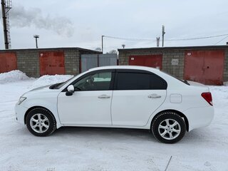2013 Toyota Corolla Axio XI (E160, E170, E180), белый, 950000 рублей, вид 4