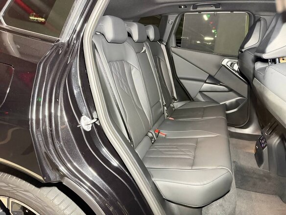 2025 BMW X3 20i xDrive IV (G45/G48), чёрный - вид 24