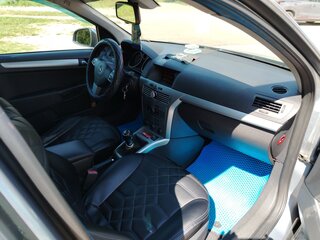 2010 Opel Astra H Рестайлинг, серебристый, 525000 рублей, вид 5