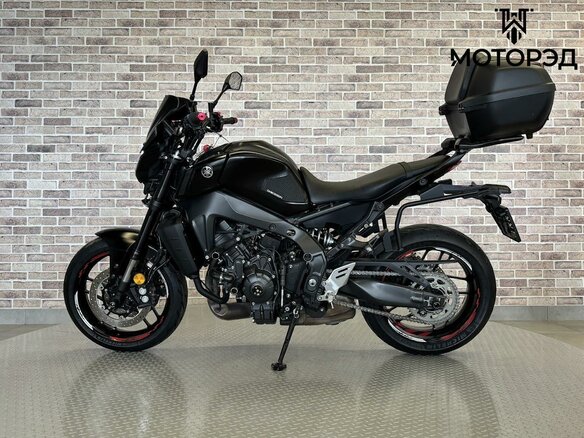 2022 Yamaha MT-09 (FZ-09), чёрный, 1040000 рублей - вид 2