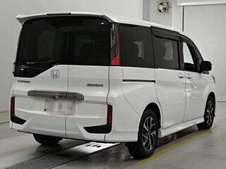 2022 Honda Stepwgn Spada V Рестайлинг, белый, 2130000 рублей, вид 2