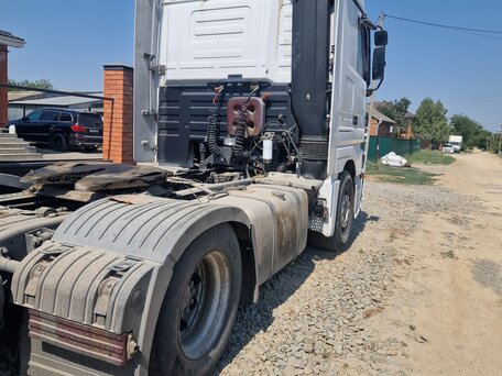 2003 Mercedes-Benz Actros, белый, 2000000 рублей, вид 5