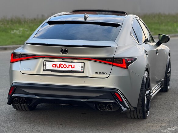 2023 Lexus IS 300 III Рестайлинг 2, серый, 7890000 рублей - вид 7