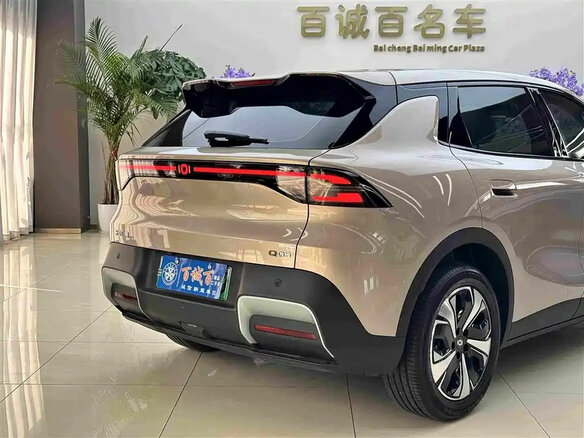 2026 Changan Qiyuan Q05 51.9 kWh II, бежевый, 2450000 рублей - вид 3