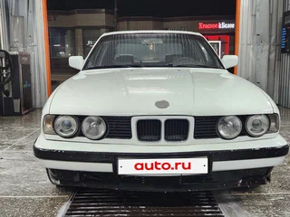 1990 BMW 5 серии 520i III (E34), белый, 300000 рублей, вид 3