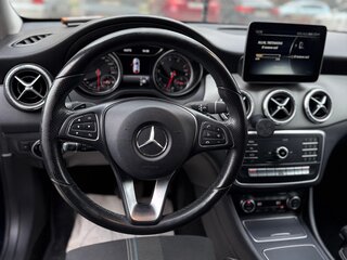 2017 Mercedes-Benz CLA 200 I (C117, X117) Рестайлинг, синий, 2200000 рублей, вид 2