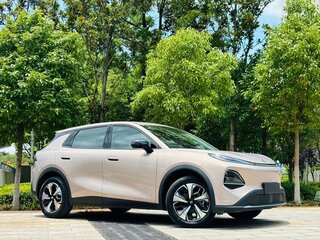 2026 Changan Qiyuan Q05 40.3 kWh II, бежевый, 2390000 рублей, вид 4