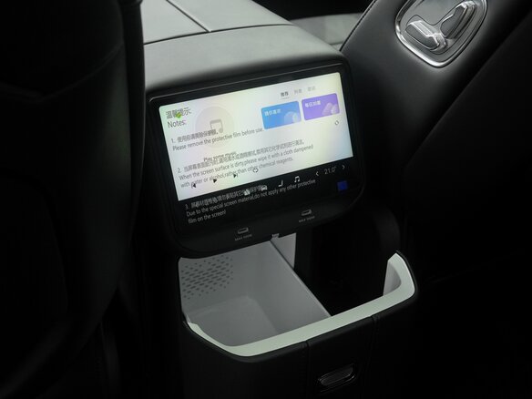 2026 Zeekr 8X 55 kWh, белый - вид 30
