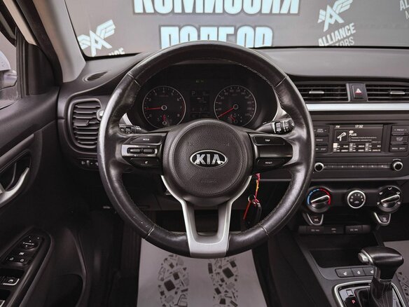 2021 Kia Rio IV Рестайлинг, белый, 1125000 рублей - вид 14