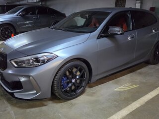 2022 BMW 1 серии M135i xDrive III (F40), серый, 4290000 рублей, вид 4