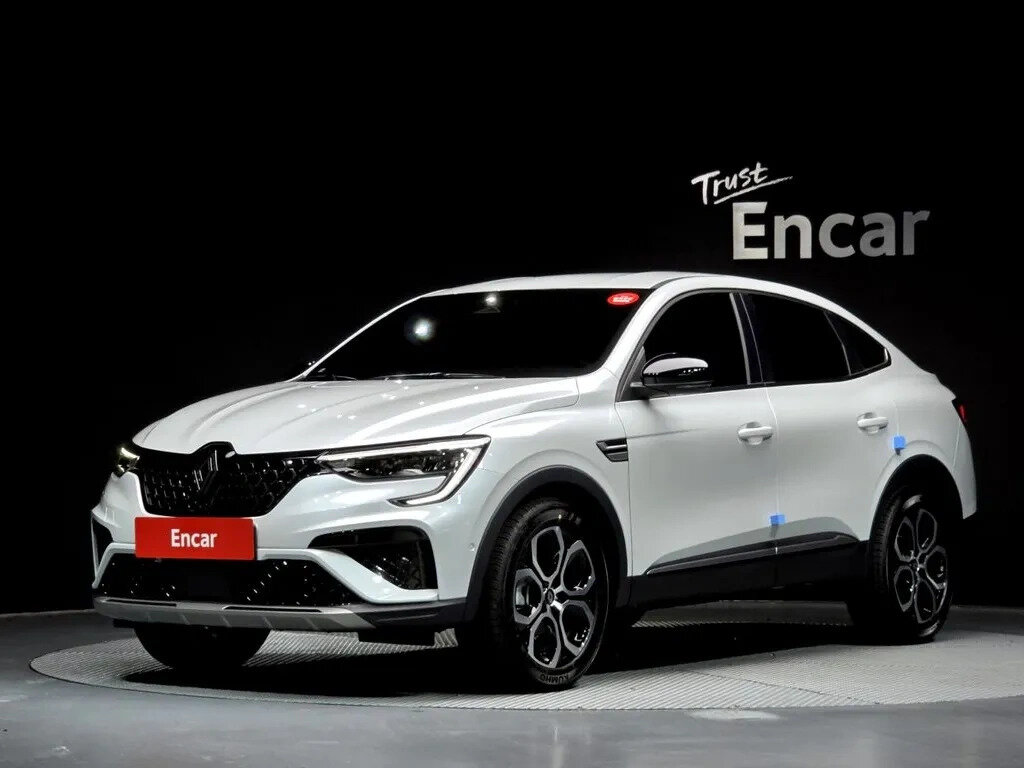 Открыть фотографии: Renault Arkana I Рестайлинг