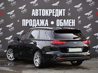 2019 Kia Ceed III, чёрный, 1535000 рублей, вид 5