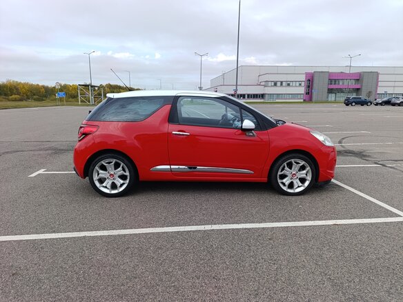 2010 Citroen DS3 I, красный, 900000 рублей - вид 2
