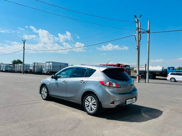 2012 Mazda 3 II (BL) Рестайлинг, серебристый, 929000 рублей - вид 4