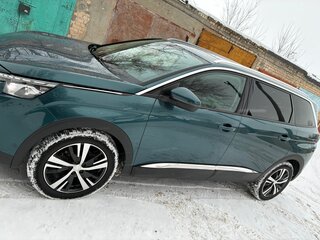 2018 Peugeot 5008 II, зелёный, 2100000 рублей, вид 3