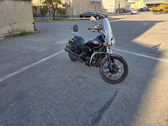 2014 Kawasaki VN900 Vulcan, чёрный, 700000 рублей