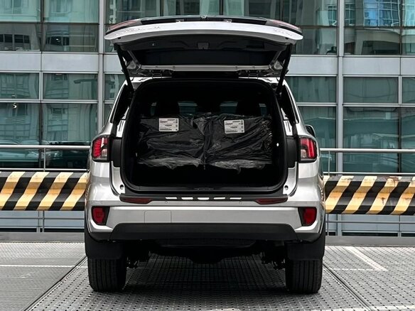 2024 Ford Everest III, серебристый, 5080305 рублей - вид 8