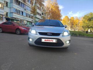 2008 Ford Focus II Рестайлинг, серебристый, 450000 рублей, вид 3