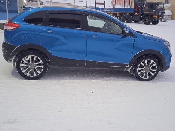 2021 Lada (ВАЗ) XRAY Cross I, синий, 1200000 рублей - вид 24