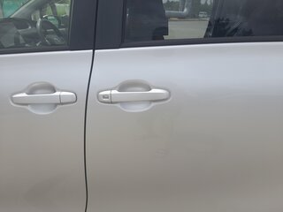 2015 Toyota Sienta II, серебристый, 1330000 рублей, вид 4