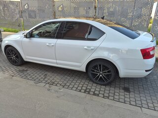 2016 Skoda Octavia III (A7), белый, 1400000 рублей, вид 5