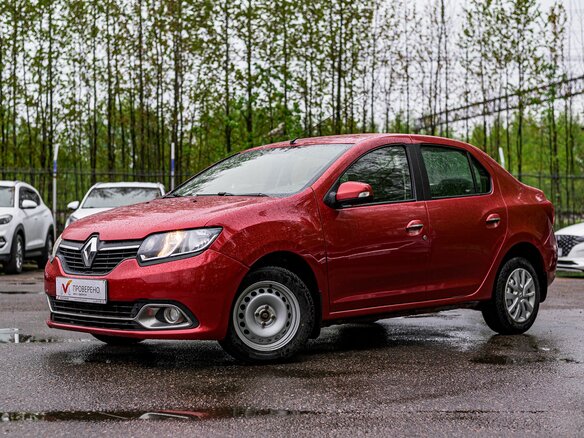 2015 Renault Logan I Рестайлинг, красный