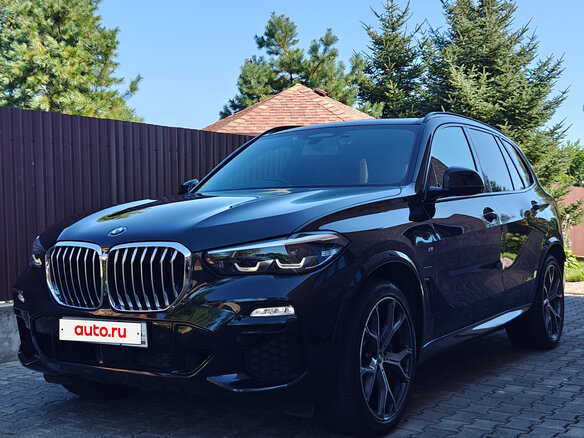 2020 BMW X5 45e IV (G05/G18), чёрный, 6700000 рублей - вид 3