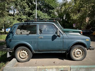 2000 Lada (ВАЗ) 2121 (4x4) I Рестайлинг, синий, 199000 рублей, вид 3