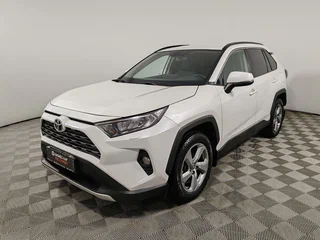 2020 Toyota RAV4 V (XA50), белый, 2649000 рублей, вид 1
