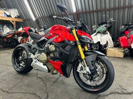 2021 Ducati Streetfighter V4, красный, 1950000 рублей, вид 1