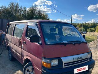 1992 Toyota HiAce H100, красный, 245470 рублей, вид 1