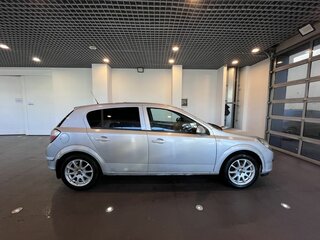 2006 Opel Astra H, серебристый, 340000 рублей, вид 2