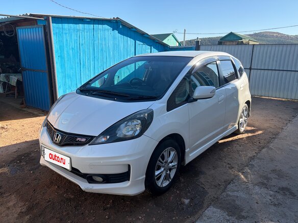 2011 Honda Fit II, белый, 975000 рублей - вид 1