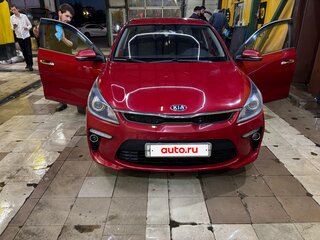 2019 Kia Rio IV, красный, 1390000 рублей, вид 1