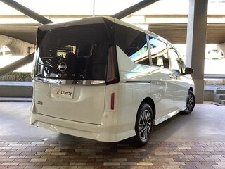 2022 Nissan Serena VI (C28), белый, 2070005 рублей, вид 2